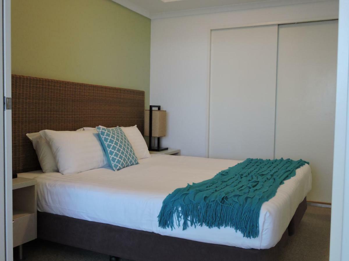 Base Holidays - Ettalong Beach Premium Apartments Kültér fotó